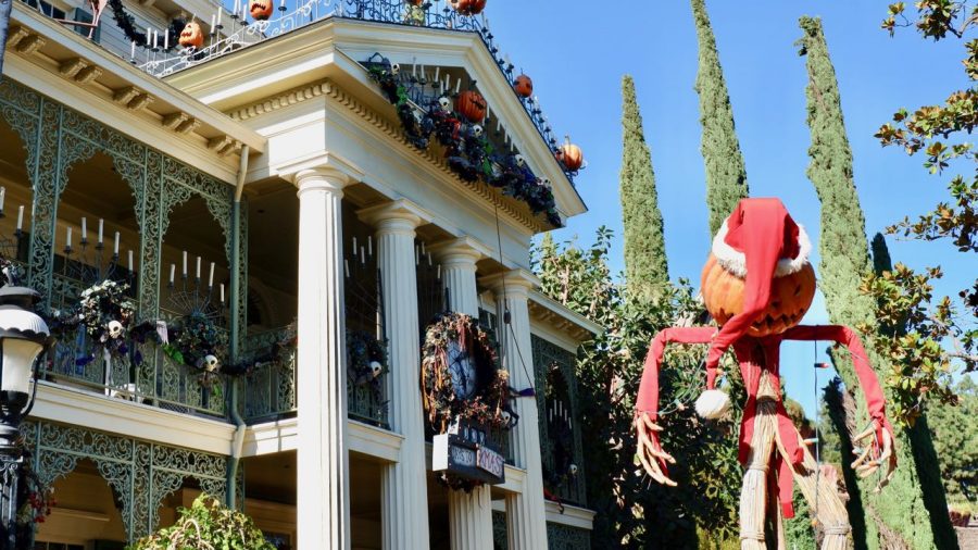 Haunted Mansion Christmas Disneyland California